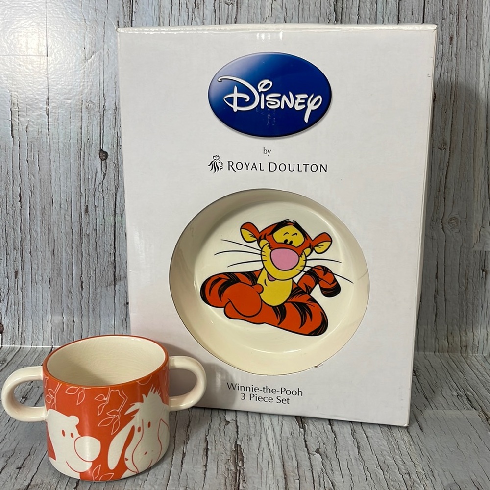 DISNEY Royal Doulton 3 Piece Child Tigger Dish Set